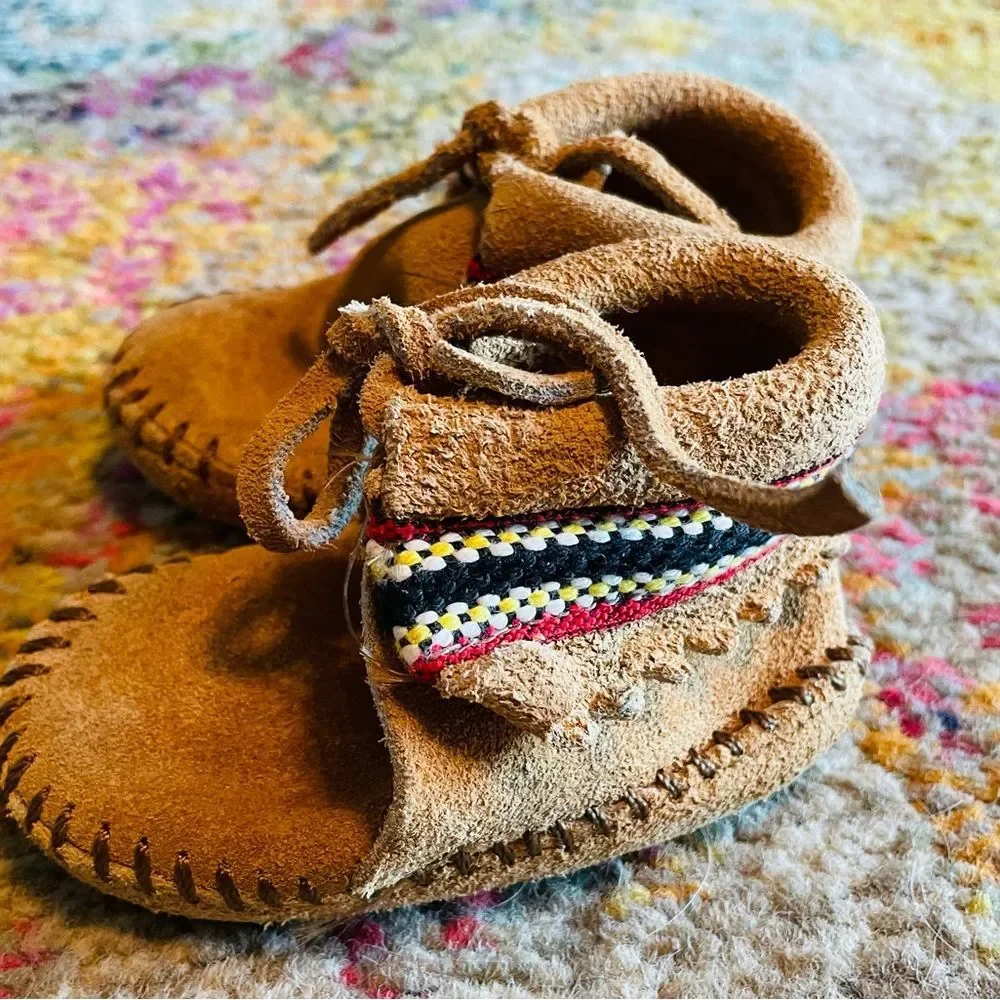 Vintage infant toddler minnetonka suede moccasins leather shoes sz 2